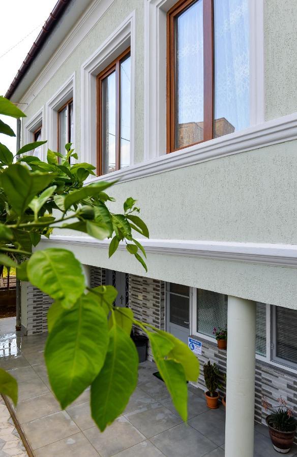 Hotel Cozy House Kutaissi Exterior foto